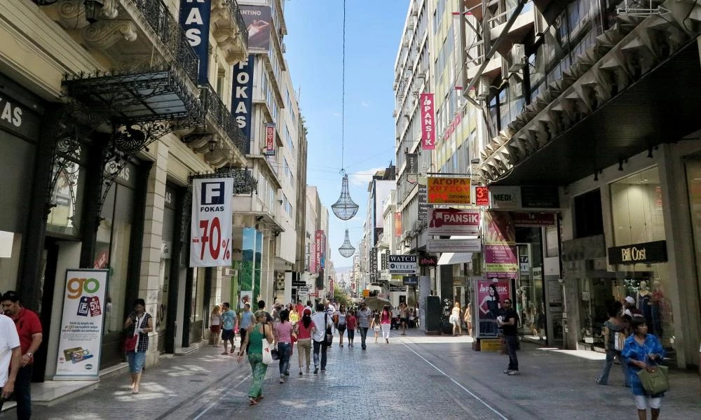 Ερμού: Καρέ καρέ η στιγμή που η αστυνομία συλλαμβάνει τον δράστη με το μαχαίρι